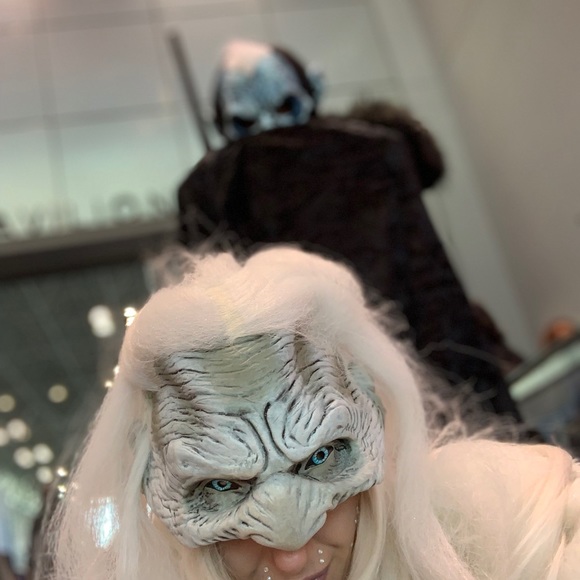 Men’s Mask - Picture 6 of 8